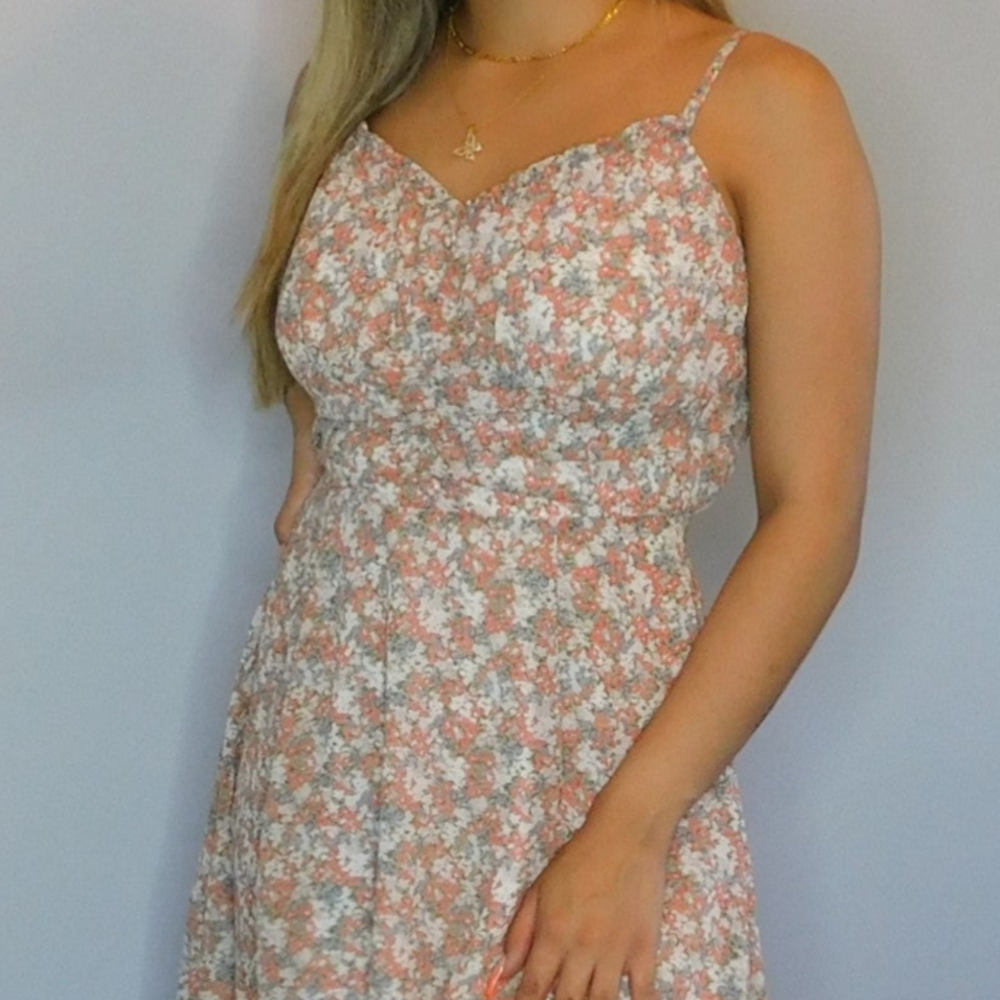 French Kiss Chic Floral Mini Dress with Spaghetti Straps Size L New